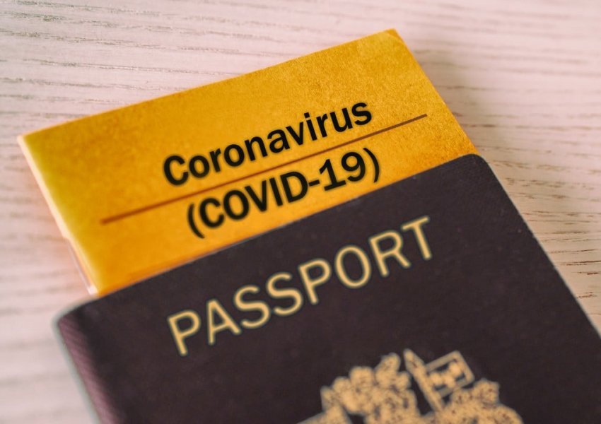 Pasaportë Coronavirus me deklaratën e vaksinimit, së shpejti në aeroporte