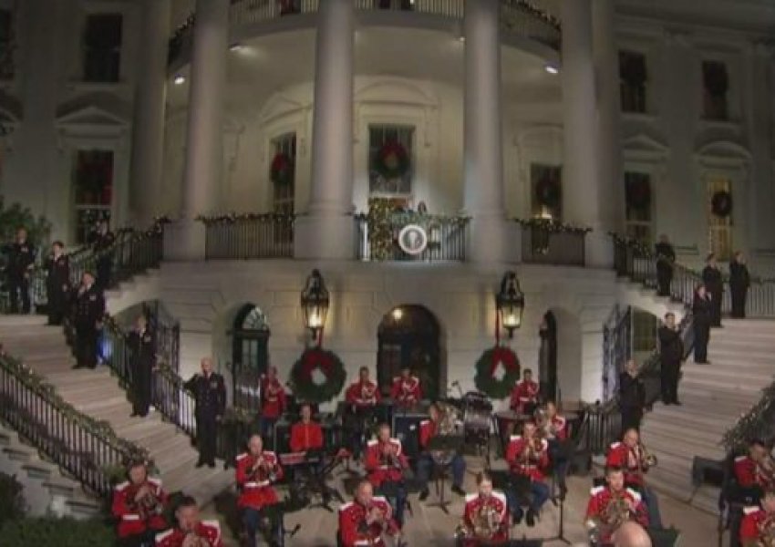 Dritat festive në Washington, Trump: Vaksina kundër koronavirusit, mrekulli Krishtlindjesh