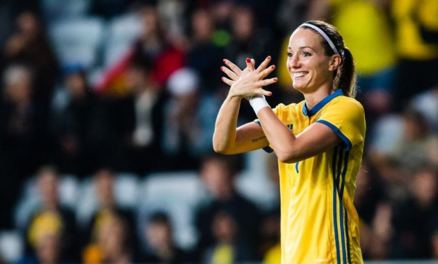 Kosovare Asllani kandidate për formacionin e vitit në FIFA