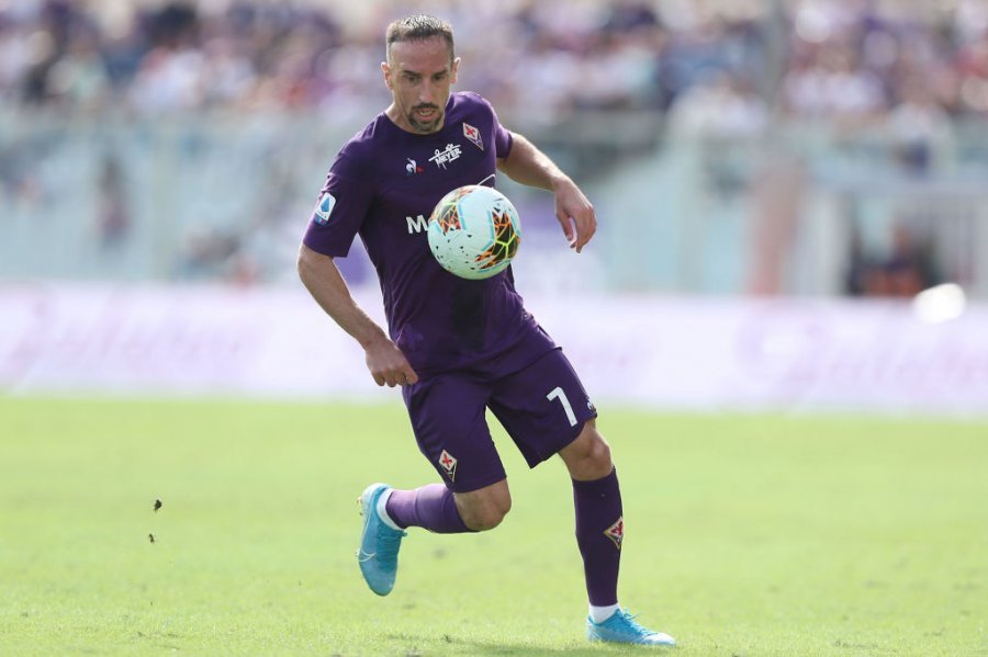 Pirlo i kushton vëmendje të veçantë: Fiorentina ka një futbollist klasi si Ribery