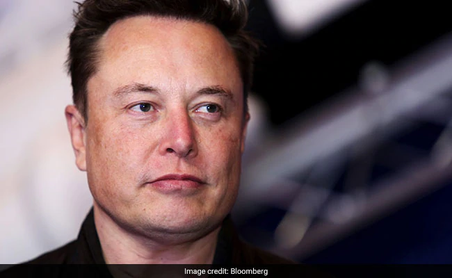 Elon Musk: Doja të shisja Tesla-n, Apple-it