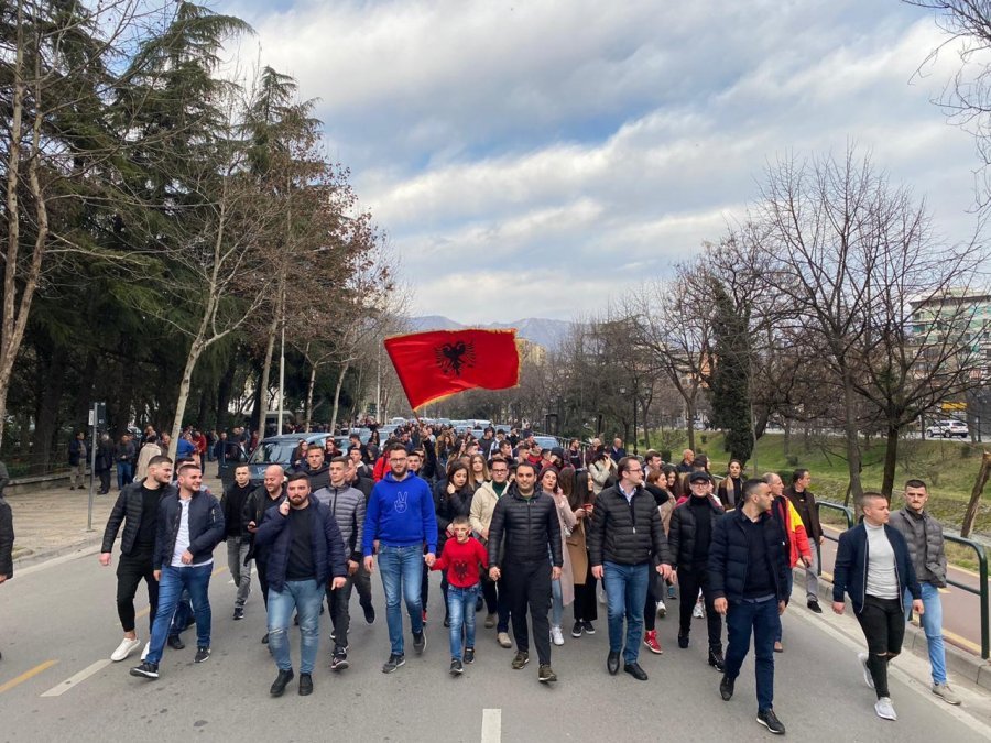 FOTOLAJM/ Për Kushtetutën, për Shqipërinë si Europa!