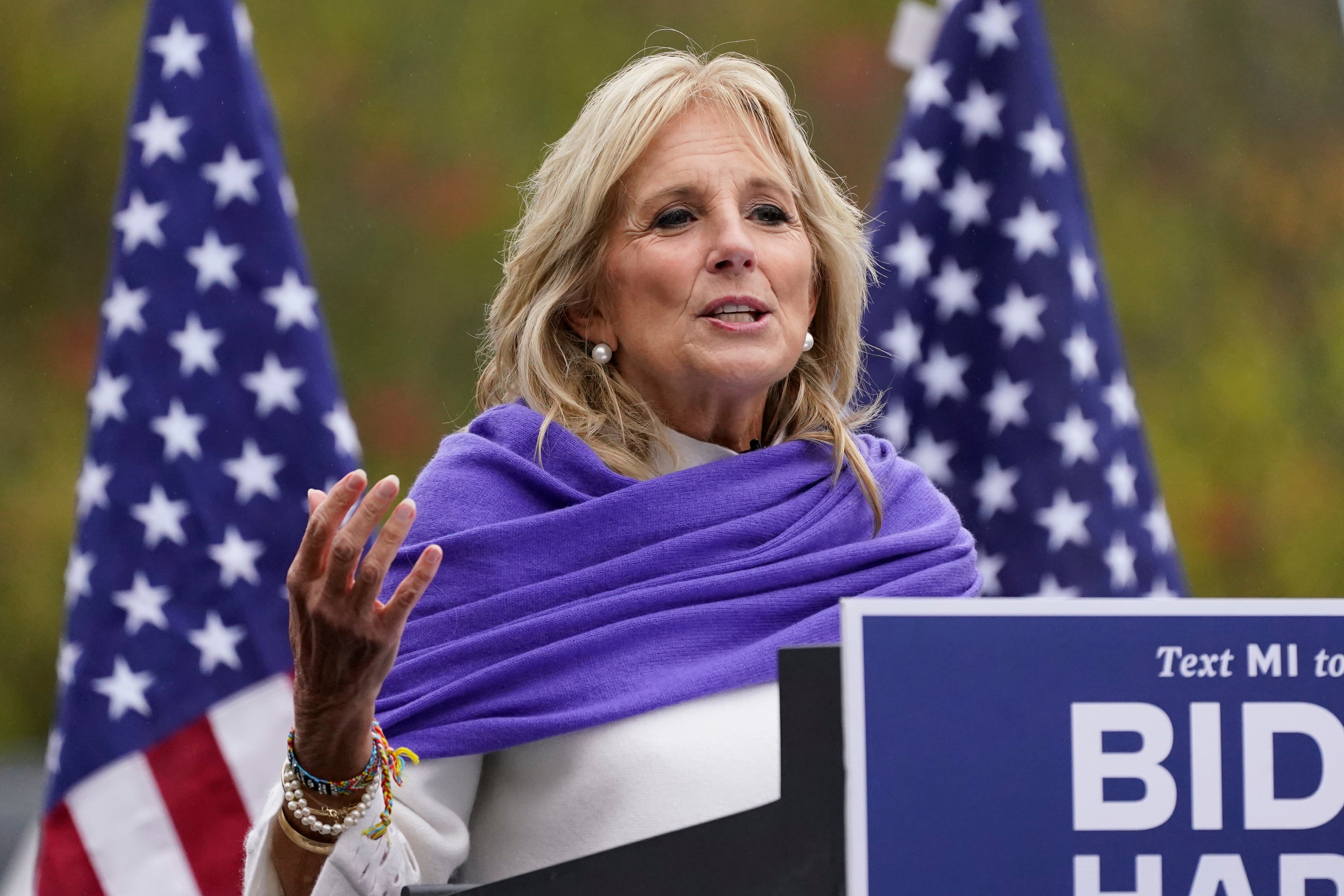 Jill biden. Джилл Байден. Джилл Трейси Байден. Джилл Байден фото. Первая леди США Джилл Байден.