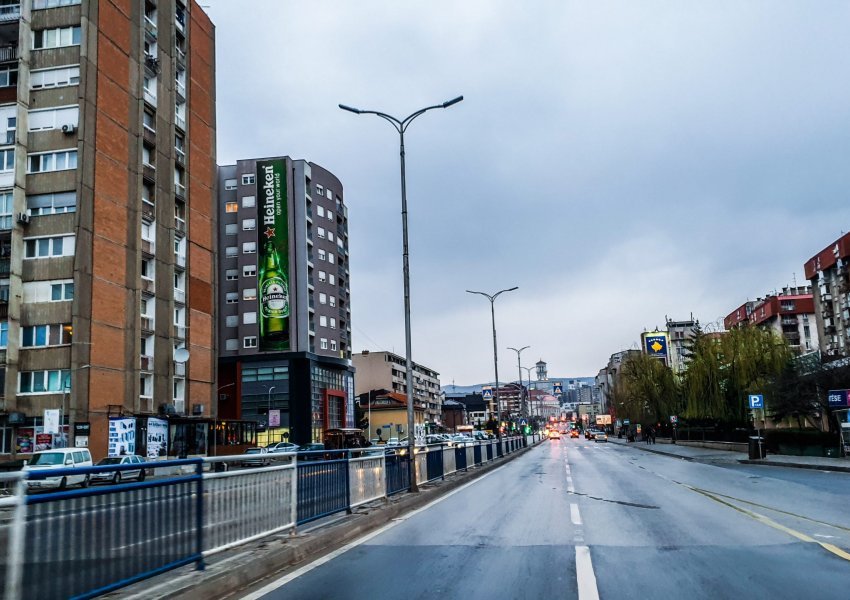 290 raste të reja dhe 3 të vdekur për 24 orë në Prishtinë
