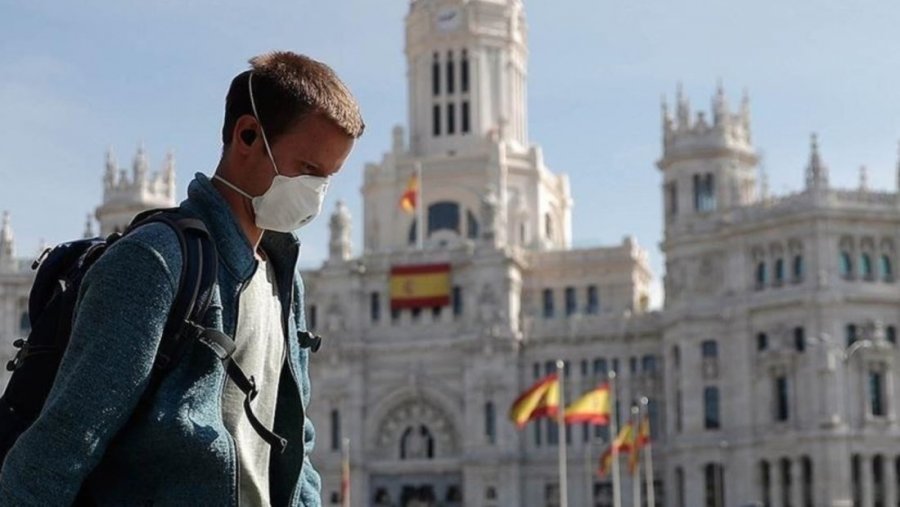 Spanja shënon rënie të rasteve me Covid për herë të parë gjatë këtij viti
