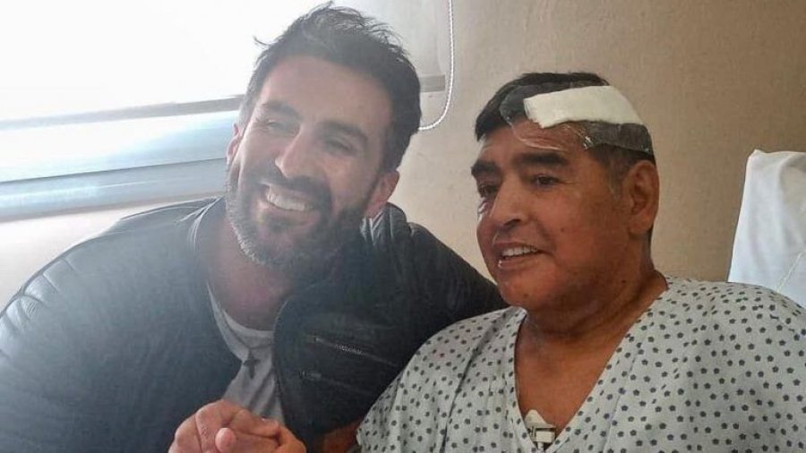 Mjeku personal tregon se deri kur do të qëndrojë Maradona në spital