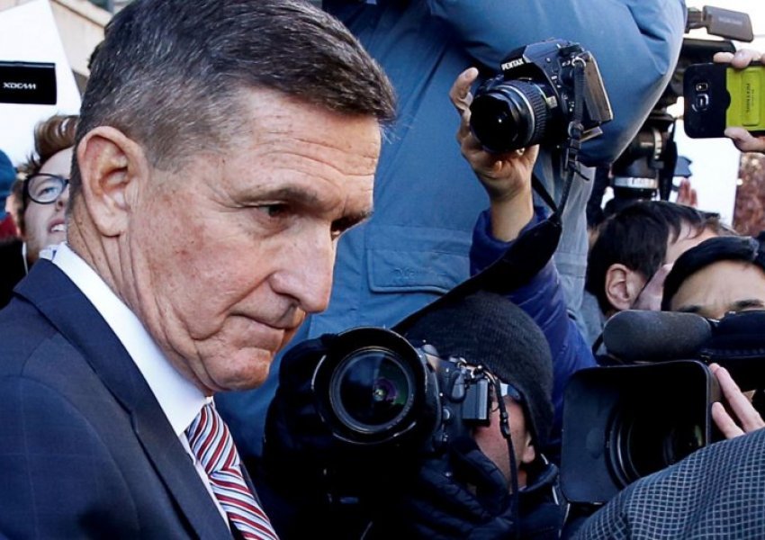 Trumpi fal ish-këshilltarin e sigurisë kombëtare, Michael Flynn