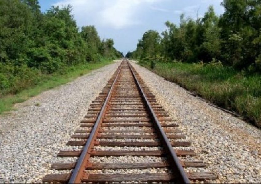 Kaq do të kushtojë fizibiliteti i linjës hekurudhore Durrës-Prishtinë