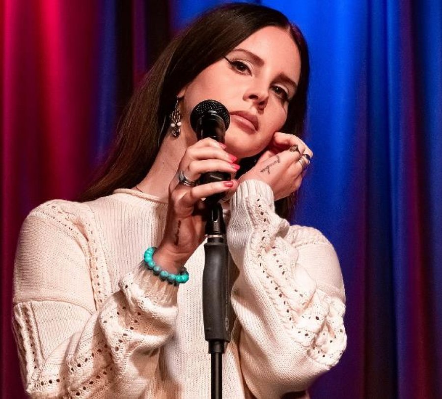 Lana Del Rey kritikohet keq nga ndjekësit në daljen e fundit