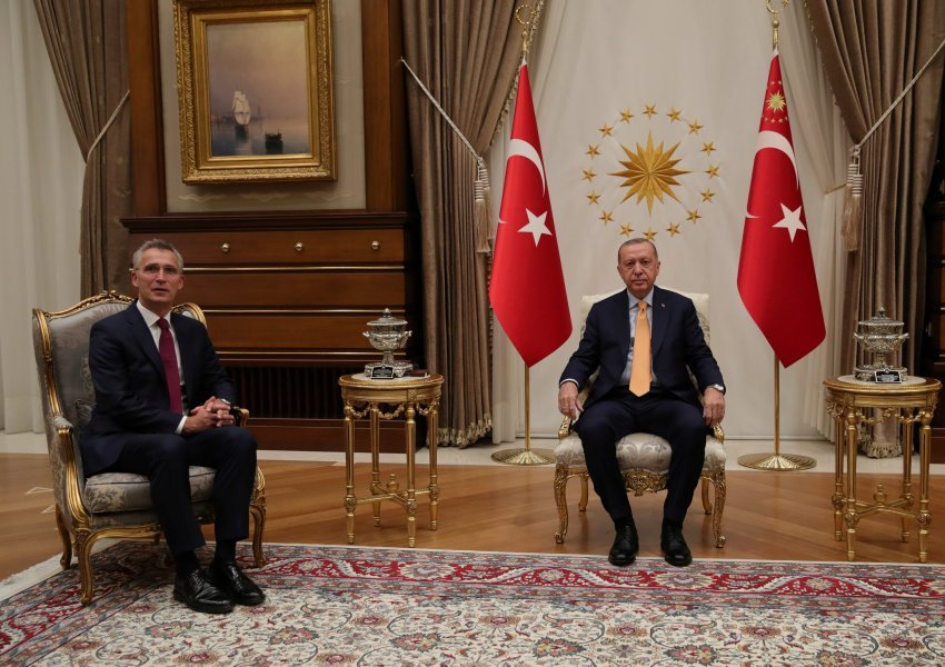 ‘Ishte takim i mirë’/ Pas bisedës me Erdogan në Turqi, Stoltenberg nesër në Greqi