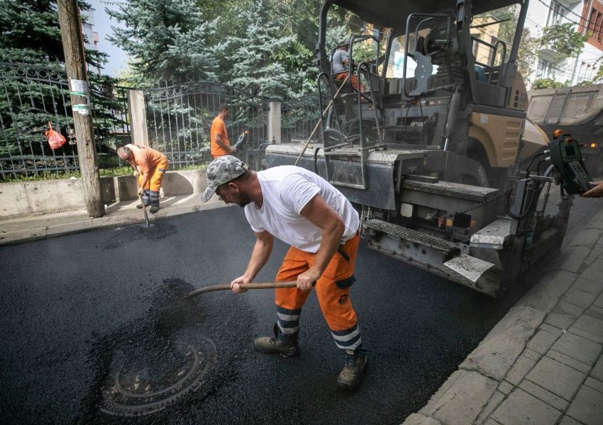 Përfundon asfaltimi i kësaj rruge në Prishtinë