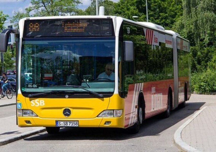 11 vjeçari vjedh autobusin në Gjermani, mbledh pasagjerë nëpër stacione