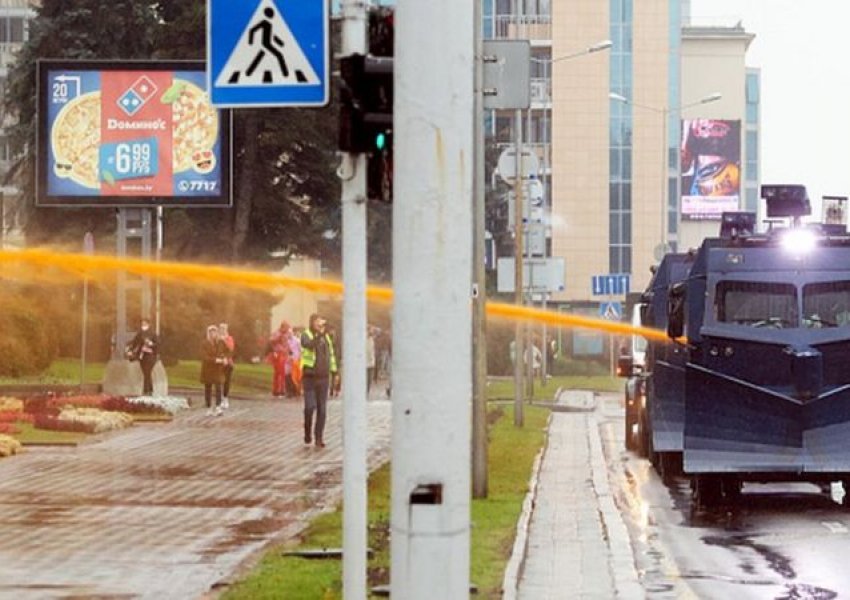 Protestat në Bjellorusi/ Policia autorizohet të përdorë armë vdekjeprurëse