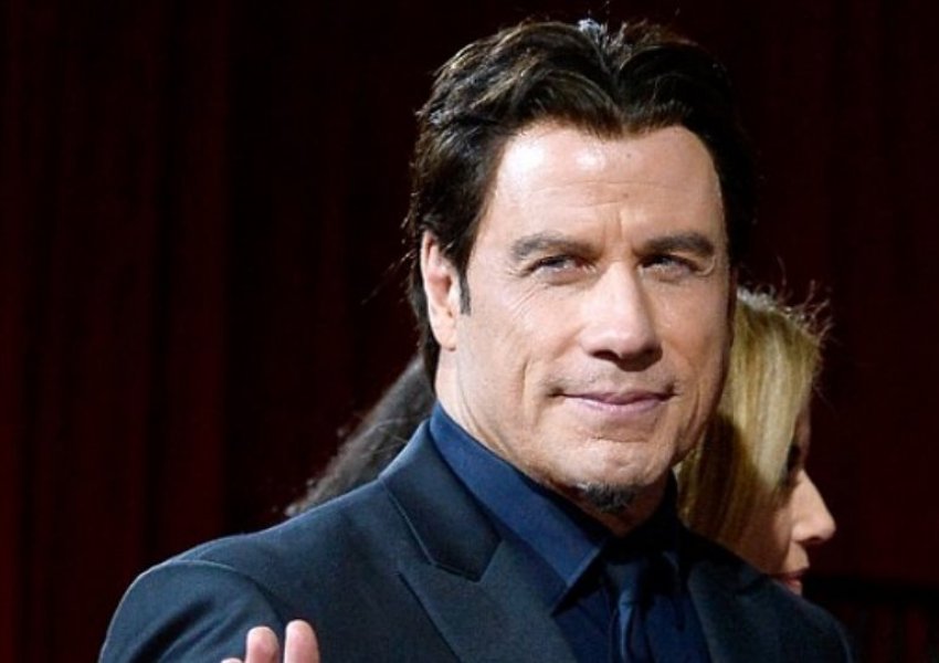 John Travolta përsëri në zi