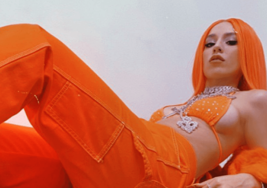 Ava Max nesër lanson klipin e këngës “OMG What’s happening”