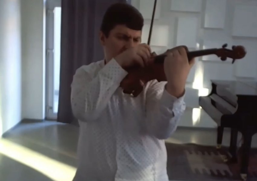 Histori e jashtëzakonshme, tingujt e violinistit të famshëm e nxorën studentin nga koma
