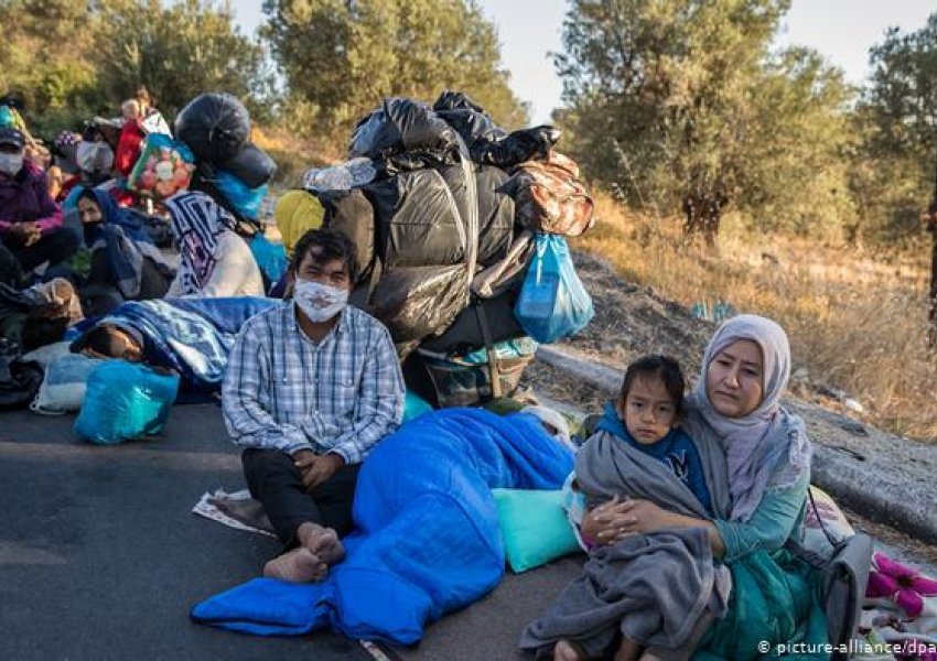 Berlini dhe Parisi do të pranojnë të mitur nga Moria