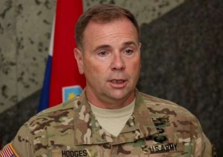 Gjenerali amerikan tregon tre kushtet e rëndësishme për arritjen e marrëveshjes Kosovë-Serbi