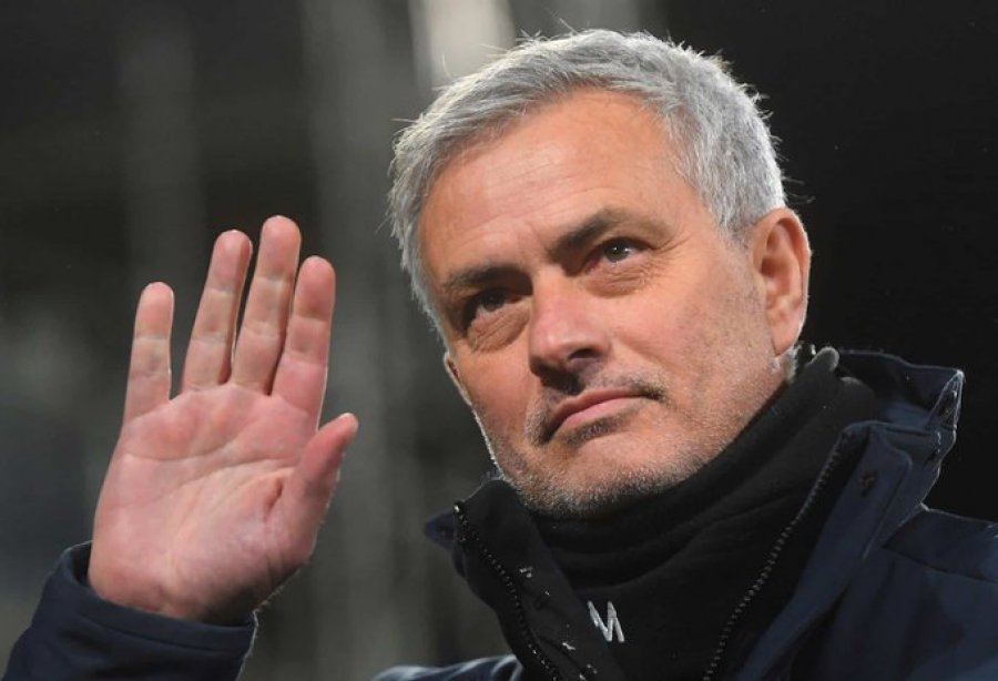 U shkarkua nga Tottenham, Celtic interesohet për Mourinho-n