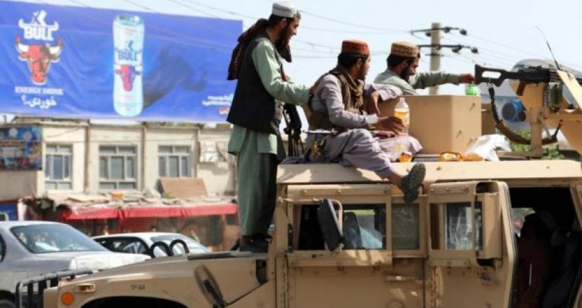 Pajisja amerikane miliarda dollarë në duart e talebanëve