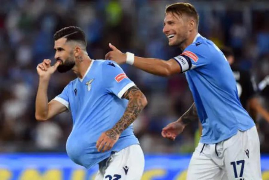 VIDEO/ Hysaj shënon golin e parë me Lazio-n, bardhekaltërit 'shkërrmoqin' Spezian, Immobile shkëlqen me hat-trick