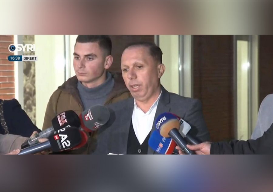 VIDEO/ Dega e PD Rrogozhinë sqaron listën me emra: Delegatët kanë firmosur, kanë vënë firmën 