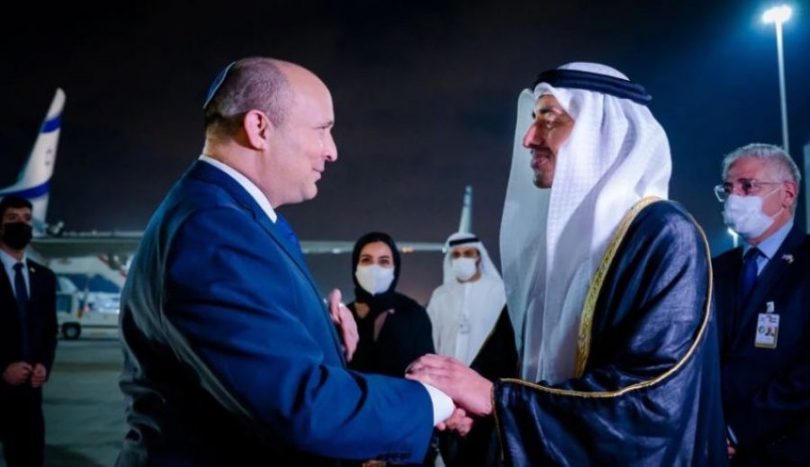 Kryeministri izraelit Naftali Bennett viziton Emiratet e Bashkuara Arabe