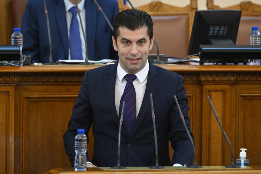 Bullgaria zgjedh kryeministrin e ri Kiril Petkov: 'Ne vazhdojmë ndryshimin'