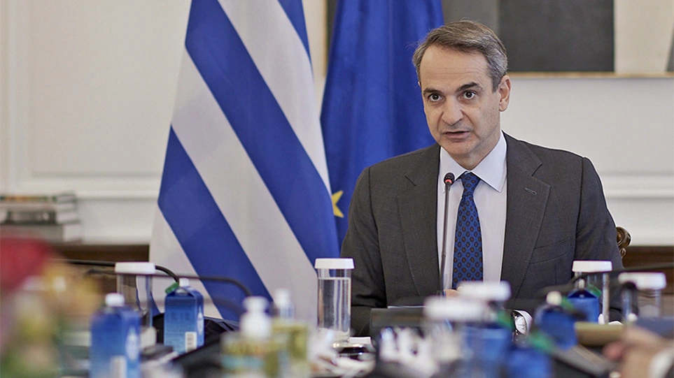 Greqi/ Mitsotakis refuzon testin e shpejtë të detyrueshëm, ja çfarë ka vendosur për festat e fundvitit