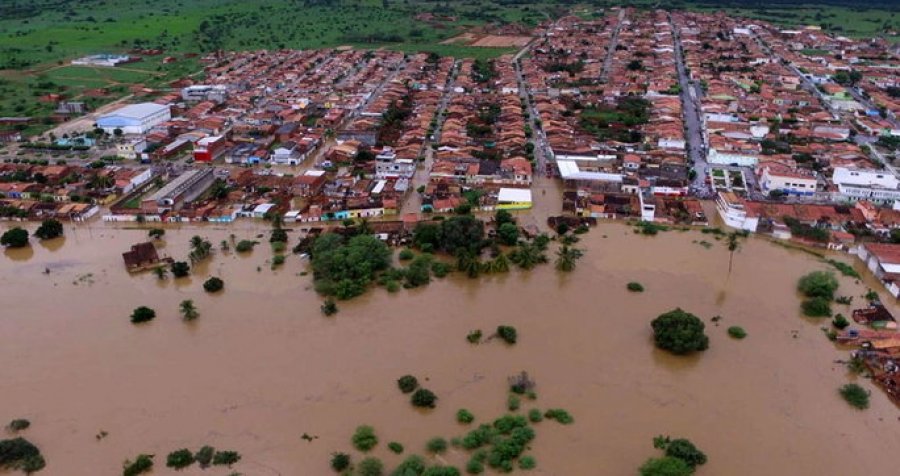 Shi i dendur në Brazil, 18 të vdekur dhe 58 vende të përmbytura