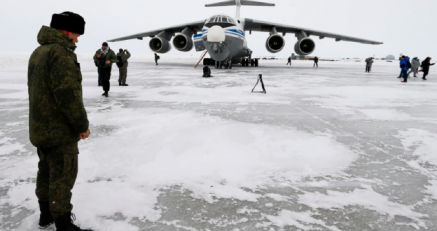 Rusia ia mësyn Arktikut, thotë se do të mbajë ushtrime ushtarake atje