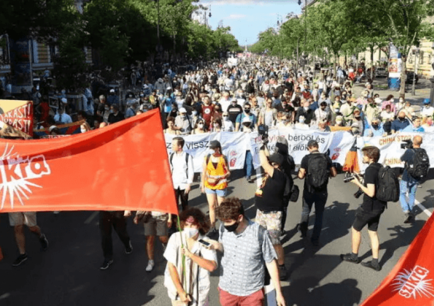 Protesta në Hungari kundër planit për ndërtimin e kampusit universitar kinez në qytet