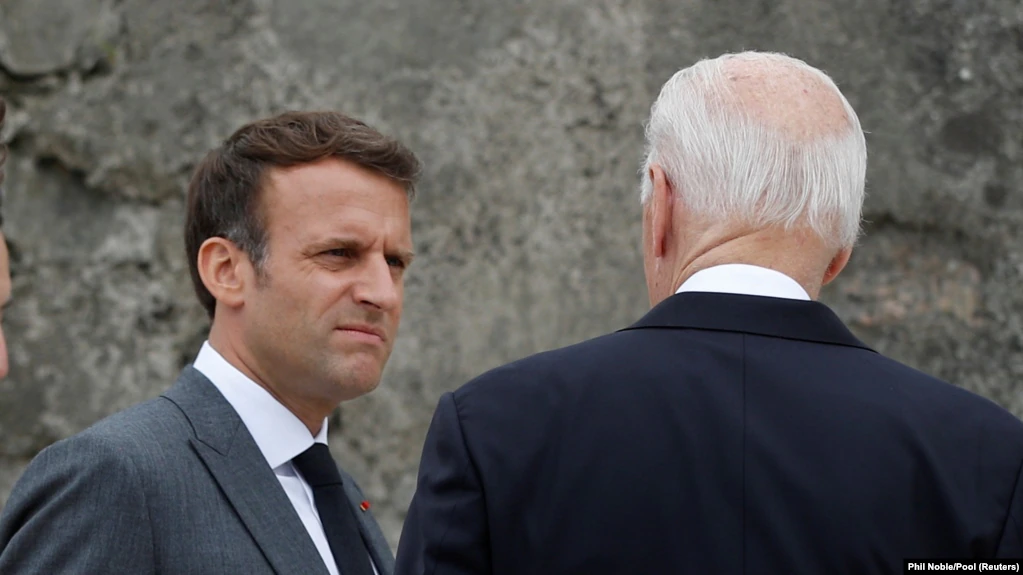 Macron elozhe Bidenit: Amerika është rikthyer si një vend bashkëpunues