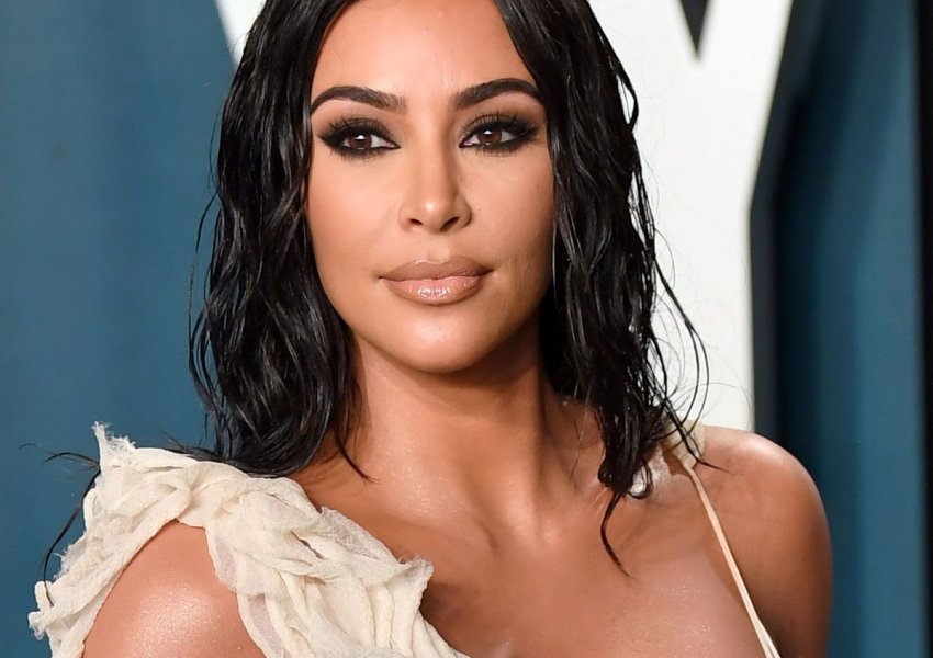 Kim Kardashian padit personin që i dërgonte shpesh dhurata 'të dyshimta'