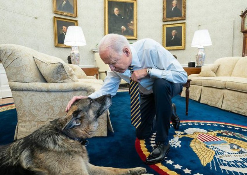 Famija e Joe Biden në zi/ Ndahet nga jeta pastori 13 vjeçar