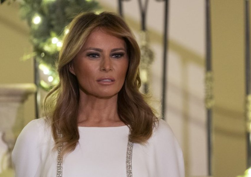 Melania uron të birin për 15 vjetorin por rrjeti shërthen në akuza: Jetoni në një botë të errët