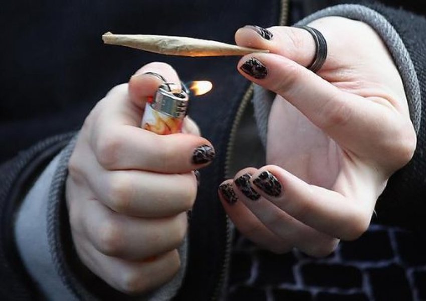 Qyteti i njohur legalizon marijuanën për personat mbi 21-vjeç