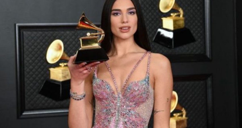 Dua Lipa në vend të Moxart e Bethoven, ky universitet mund t' zëvendësojë kurrikulat e studimit