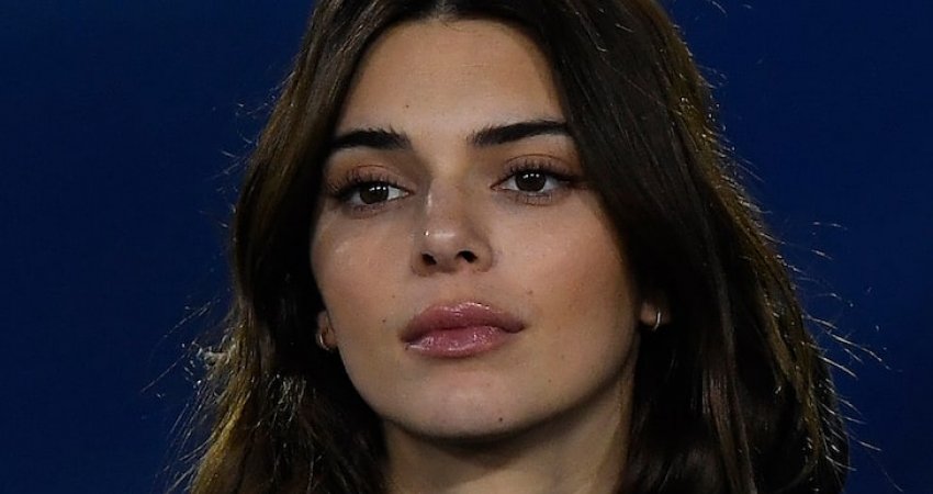 Një person i zhveshur i hyri në shtëpi, ja çka bëri Kendall Jenner