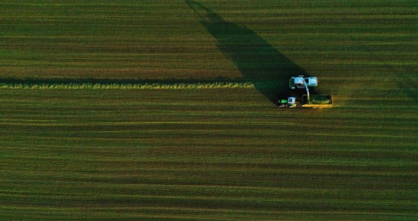 Fermeri belg aksidentalisht lëviz gurin e kufirit me Francën, ia kishte zënë rrugën me traktor