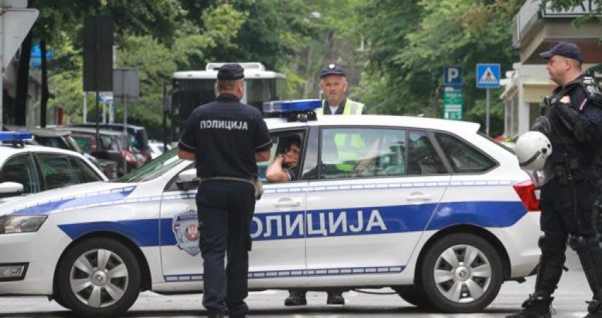 Vritet një amerikan në Beograd, policia arreston tre të dyshuar