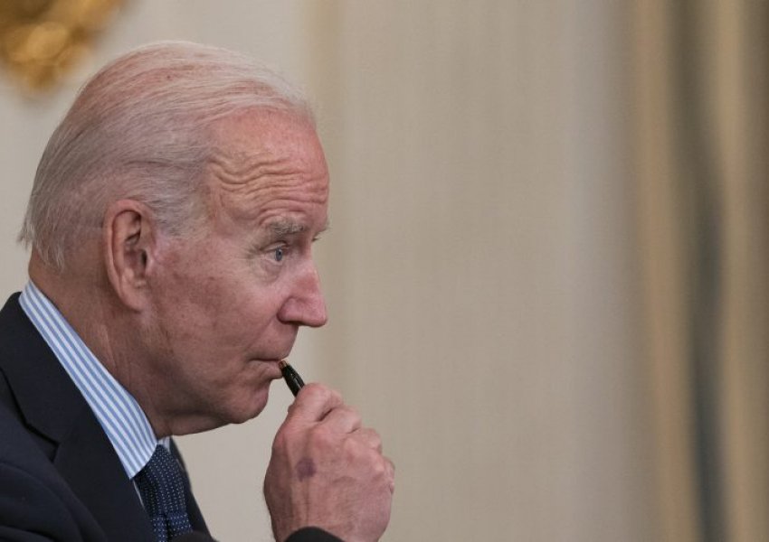 Qëllimi i ri i Biden: Vaksinimi i 70% të të rriturve deri më 4 korrik