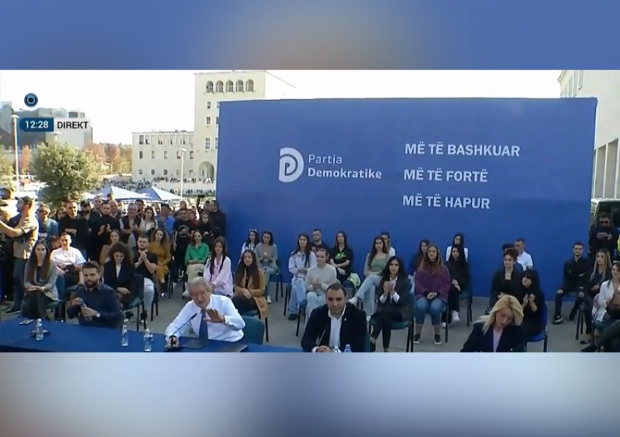 Berisha: Basha sillet sikur është shkolluar në Korenë e Veriut, kyçet në zyrë dhe jep urdhra