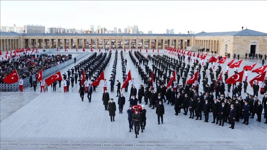 Mbahet në Turqi ceremoni shtetërore për 83-vjetorin e vdekjes së Mustafa Kemal Ataturkut