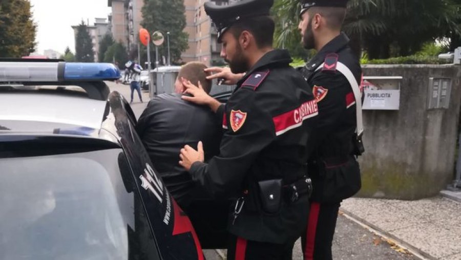 Po i shiste kokainë italianit, arrestohet 41-vjeçari shqiptar