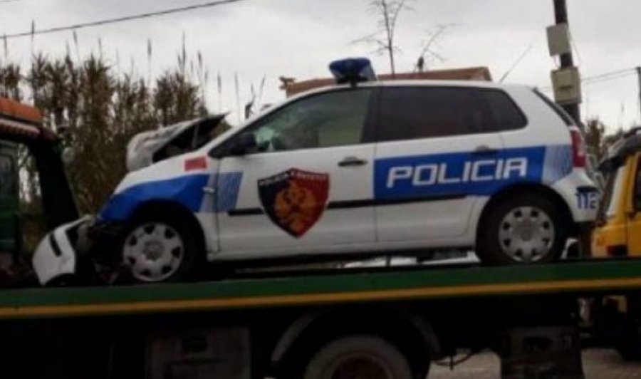 Makina përplaset me mjetin e policisë, plagoset punonjësi