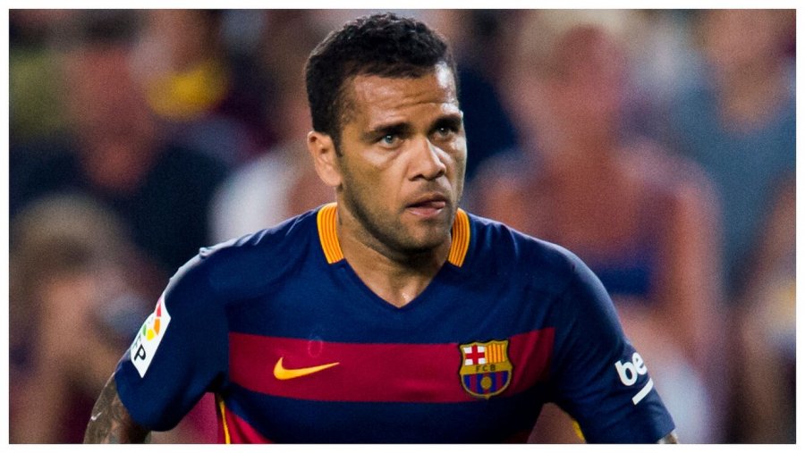 Dani Alves arrin marrëveshje verbale me Barcelonën