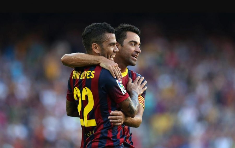 Xavi i thotë ‘po’, Dani Alves është pranë kalimit te Barça