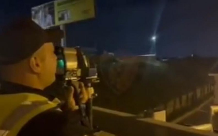 VIDEO/ Policia rrugore kontrolle në Tiranë, iu pezullohet patenta 13 shoferëve, 26 gjoba për shpejtësi