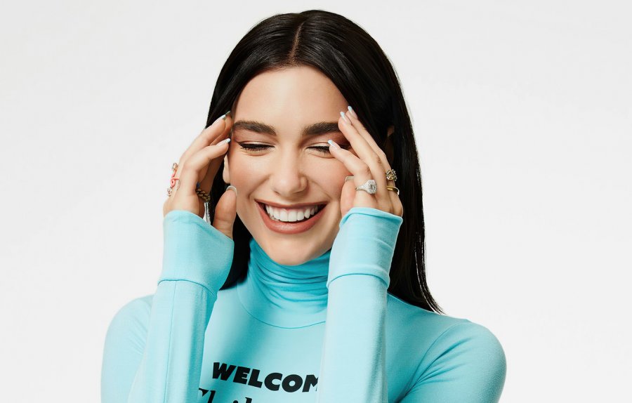 Dua Lipa përdor një sekret të pazakontë në rutinën e kujdesit të lëkurës